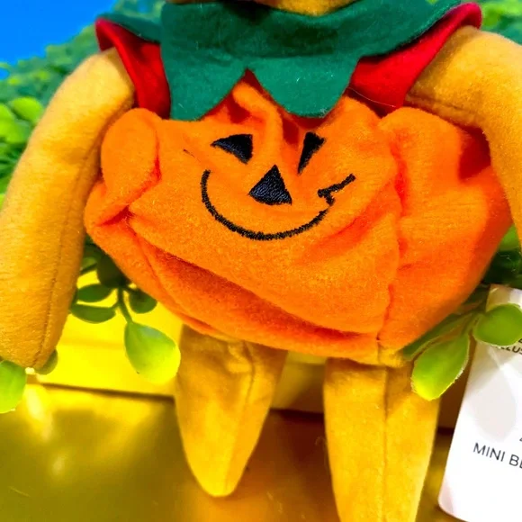 DISNEY STORE EXCLUSIVE NWT VTG HALLOWEEN PUMPKIN WINNIE THE POOH MINI BEABN BAG - Picture 4 of 11
